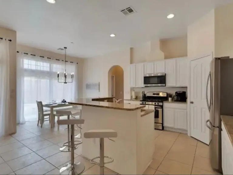 10748 Ocotillo Rd — Photo 20