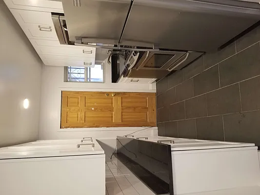 Rented by Compass | media 12
