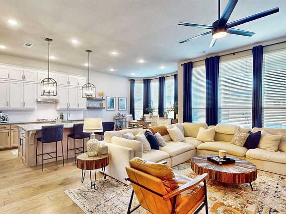 2nd image of 2137 Devonblue Dr