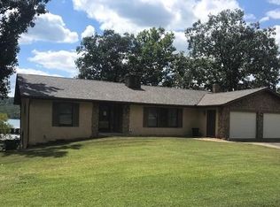 137 S Lakeshore Dr, Blue Eye, MO 65611