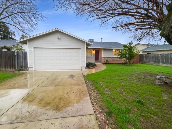 2667 Aramon Dr, Rancho Cordova, CA 95670