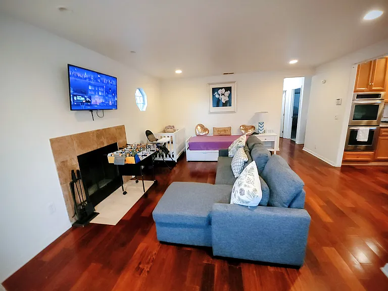 2421 Ruhland Ave — Photo 21