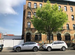 30-11 14th St #1, Astoria, NY 11102