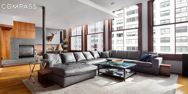 Rented by Compass | media 33