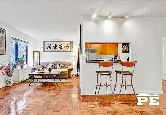 5th image of 300 W 135th St APT 3S