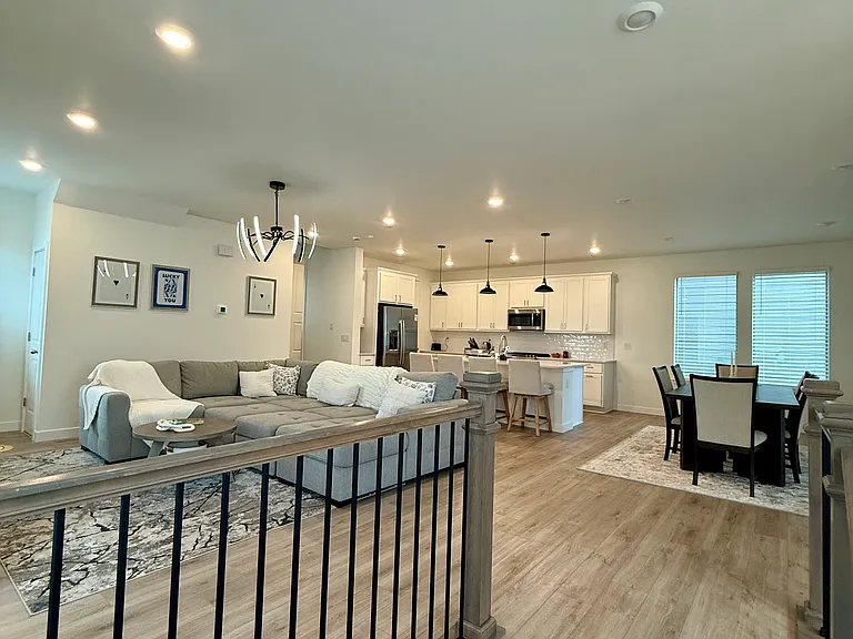 15732 W Girard Ave — Photo 6