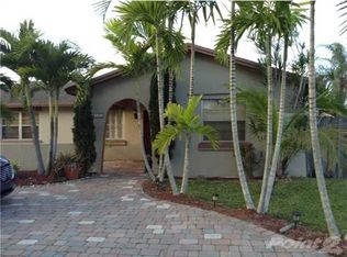 15131 SW 70th St, Miami, FL 33193