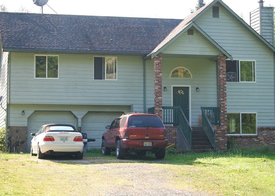 1st image of 10414 123rd Ave NE