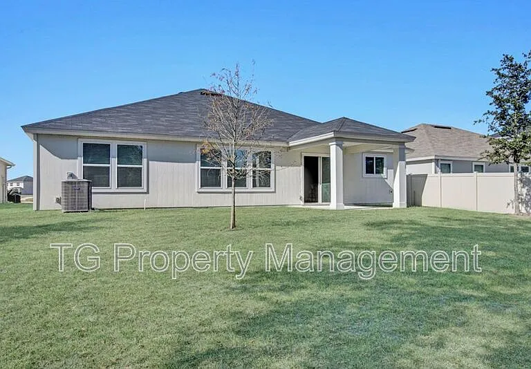 8272 Victory Crossing Blvd — Photo 23