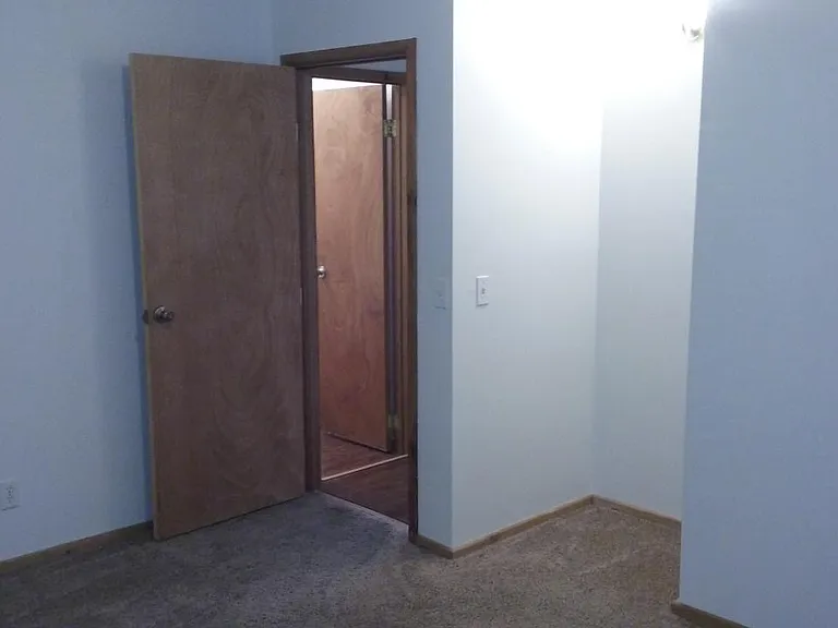 707 Grant St #1 — Photo 5
