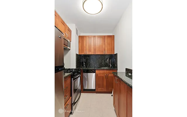 Rented by Douglas Elliman | media 3