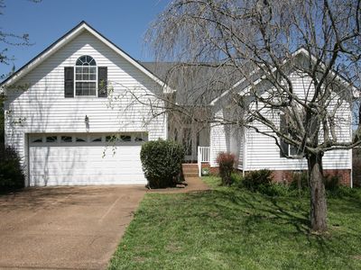 102 Pembroke Ct, White House, TN, 37188