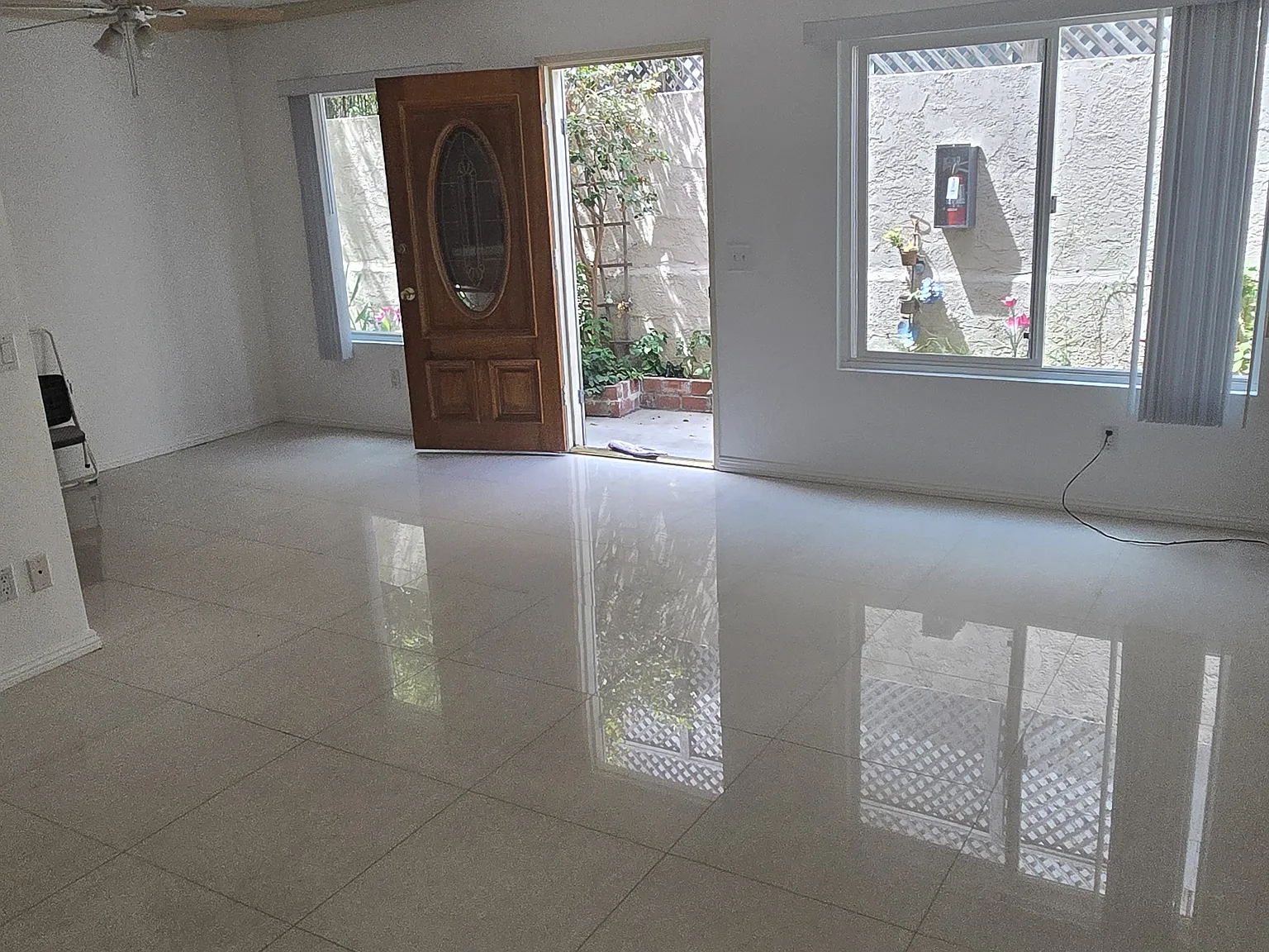 2 bed, $3,000 — Photo 2