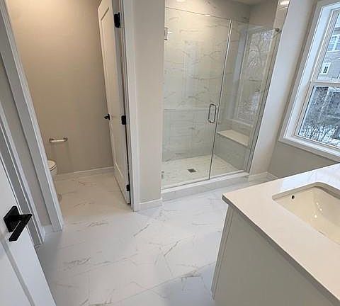 5th image of 36 Grayson Ln