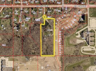 7680 NW 54th Ave, Johnston, IA 50131