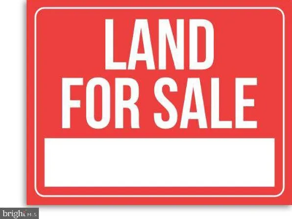 32 N 35th St, Camden, NJ 08105