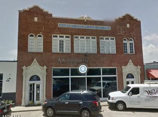 1617 25th Ave #B, Gulfport, MS 39501