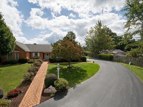 2nd image of 273 Sunshine Dr