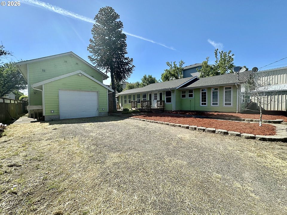 1st image of 2543 SE 136th Ave