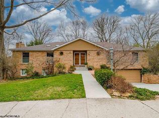 221 Poplar Dr, Morgantown, WV 26505