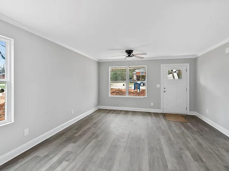 2628 Kenhill Dr — Photo 8
