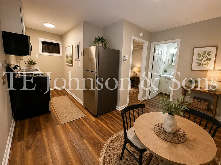 651 Summit St #X — Photo 11
