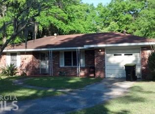 1 Skyline Dr, Savannah, GA 31406