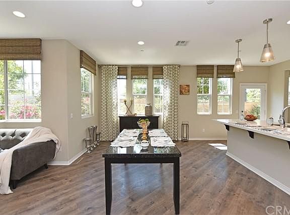 5th image of 12879 Cedro Ave
