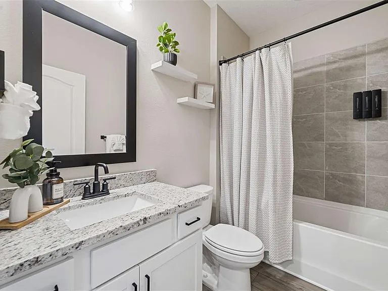 7796 Somersworth Dr — Photo 29