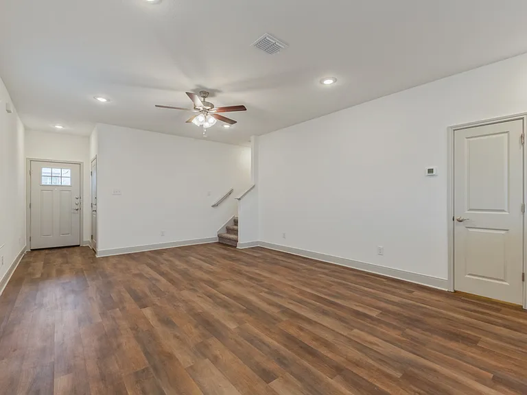 7612 Briarwood Pass #102 — Photo 6