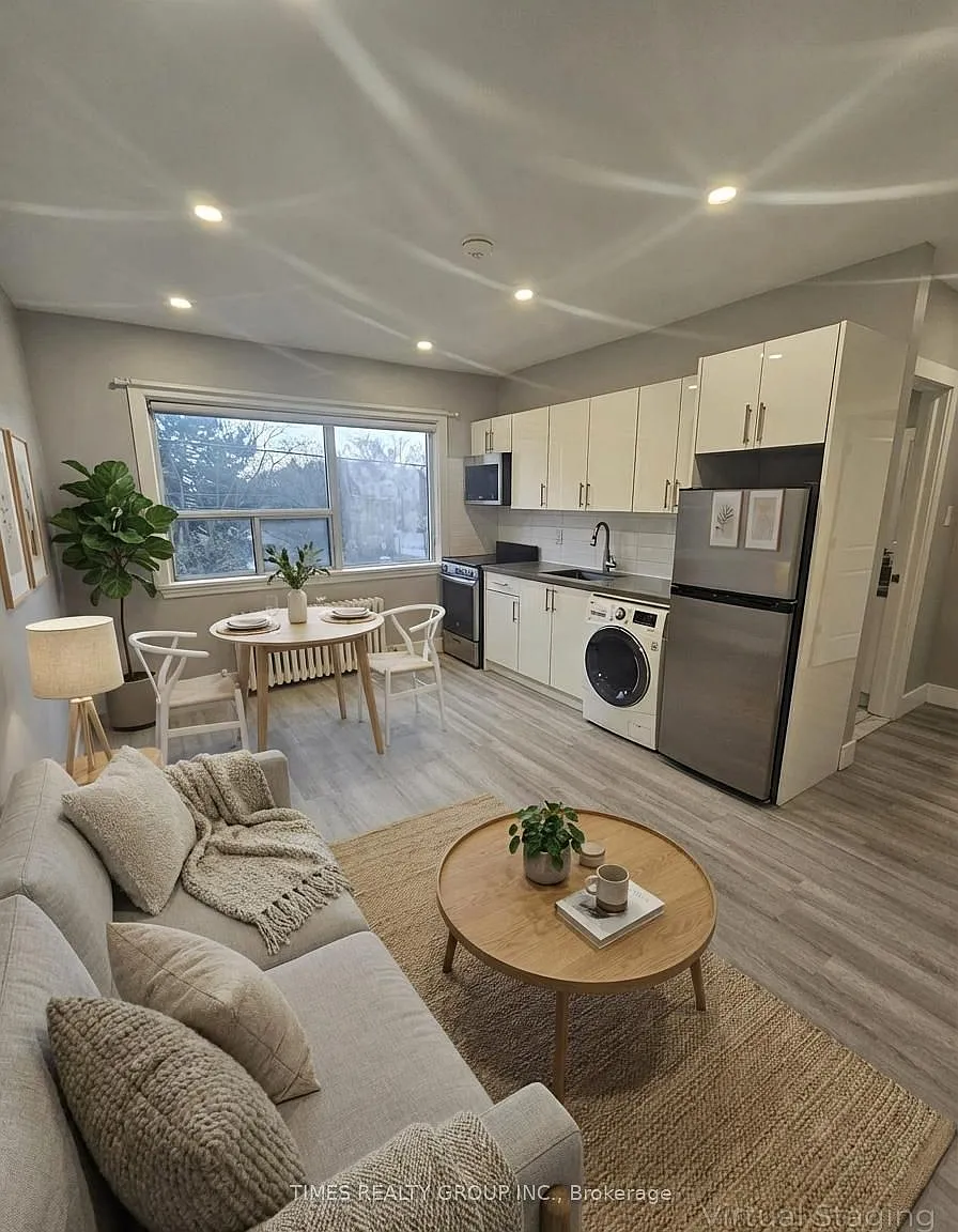2 bed, $1,899 — Photo 2