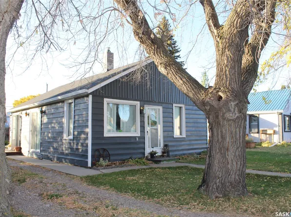 513 2nd Street W, Wilkie, SK S0K 4W0