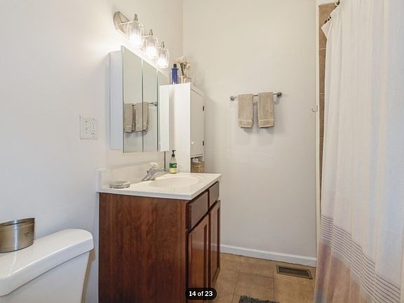 5th image of 2156 N Kedzie Blvd #1R