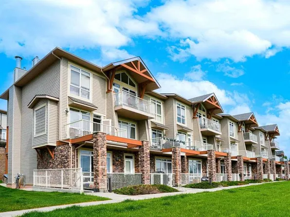 169 S Rockyledge Vw NW #1, Calgary, AB T3G 6B1