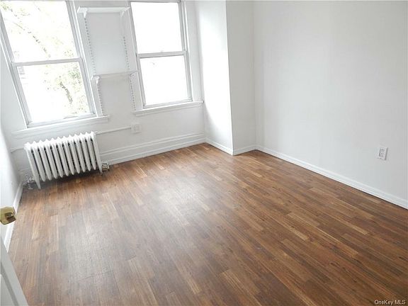 3rd image of 199 Valentine Ln APT 2