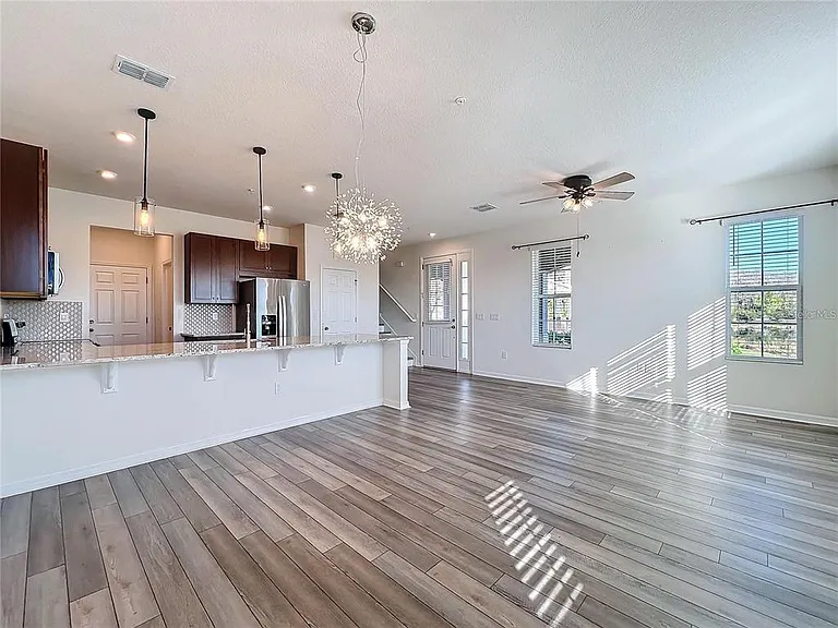 10001 Eagle Rock Aly — Photo 3