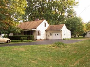 188 Chestnut St, Fredonia, NY