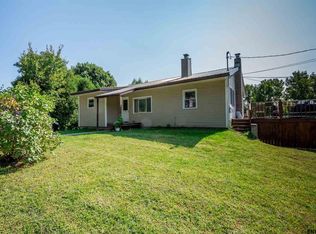 48 Beach Rd, Halfmoon, NY 12065