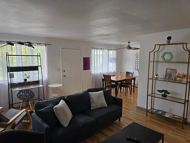1702 W Tuckey Ln #201 — Photo 25
