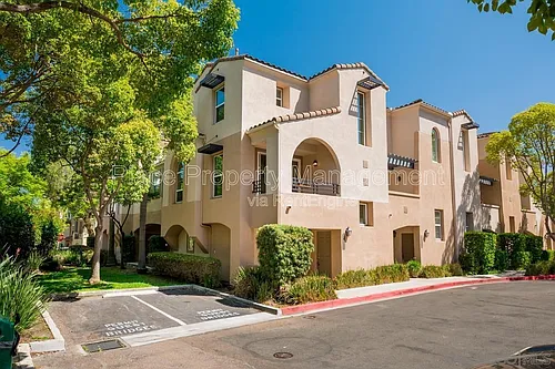 2980 Escala Cir Photo 1
