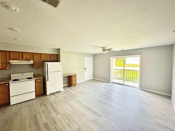 2nd image of 720 E Culton St APT A