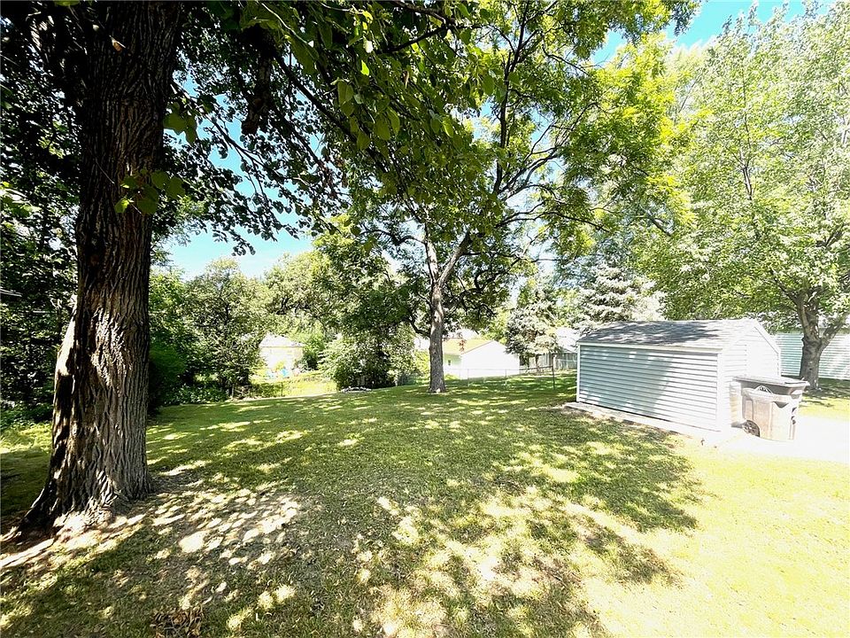 3508 37th St Des Moines IA 50310 Zillow 3508-37th-st-des-moines-ia-50310-zillow
