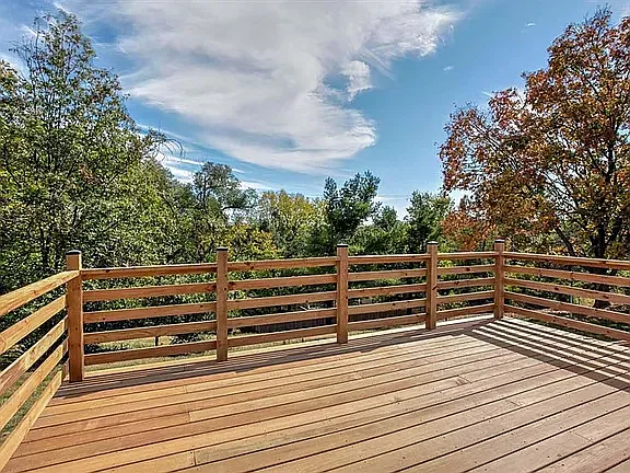 5805 N Colrain Ave — Photo 18