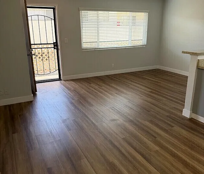 13610 S Cordary Ave #11 — Photo 6