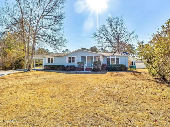 1062 Cedar Court SW, Calabash, NC 28467