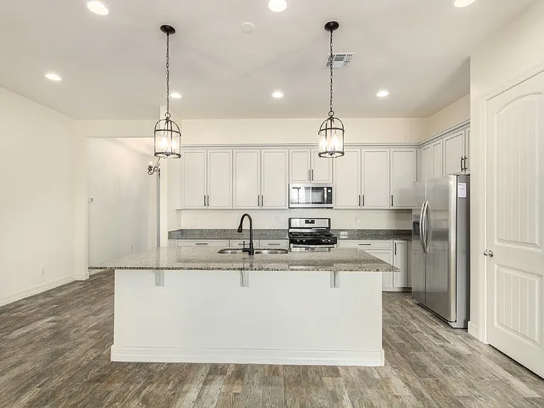 8833 S 167th Ln — Photo 8