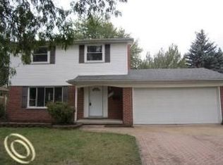 14179 Hubbell St, Livonia, MI 48154