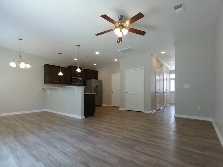821 Dawsons Park Way — Photo 3