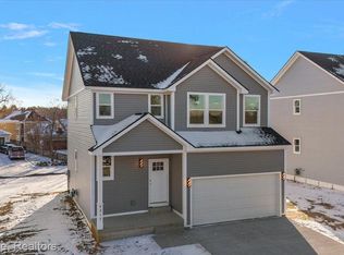 4317 Major Ave, Waterford, MI 48329