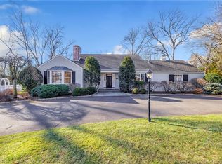 5 Cavray Rd, Norwalk, CT 06855